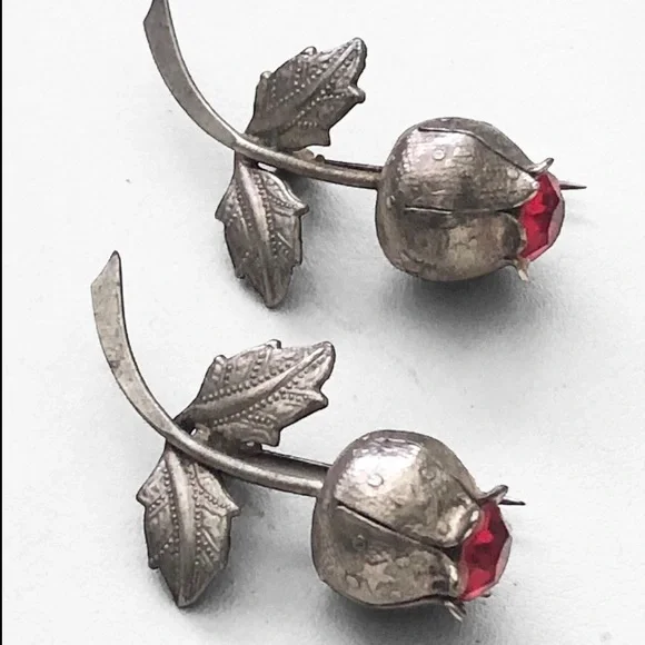 Art Deco C-Clasp Scottish Thistle Brooch Set