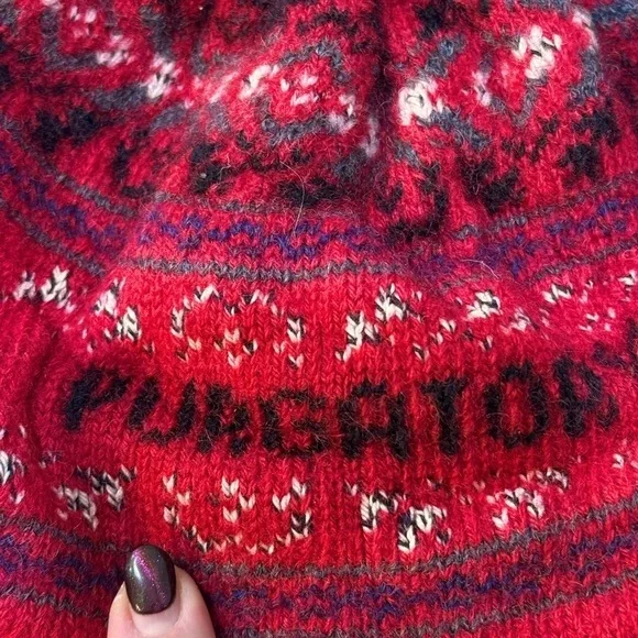 Small‎ Red Purgatory Ski cap beanie