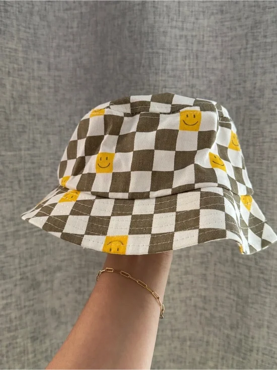 Kids Checkerboard Bucket Hat with Yellow Smile Faces - White & Brown