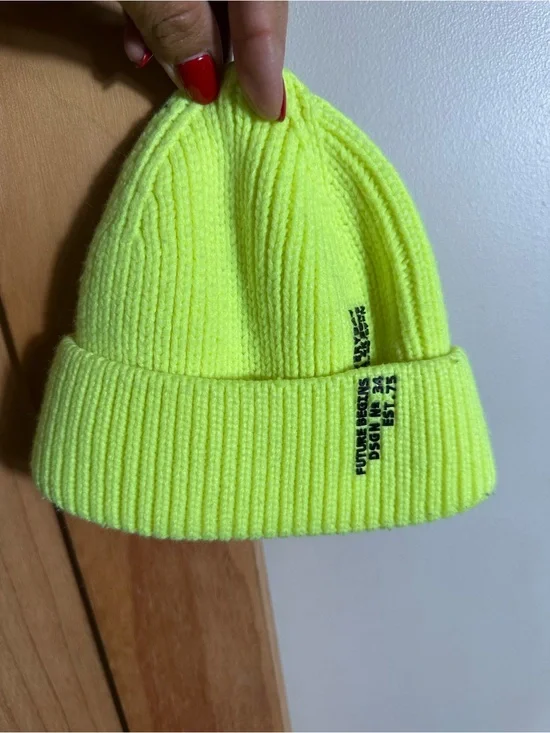 Zara Neon Yellow Ribbed Kids Beanie Hat