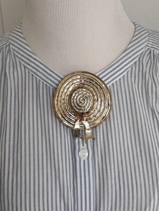 3-D Mixed Metal Large Floral Straw Hat Brooch | Pendant - Vtg Mexico