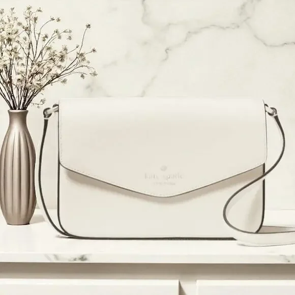 Kate Spade Sadie Envelope Crossbody Purse in Meringue Leather k7378