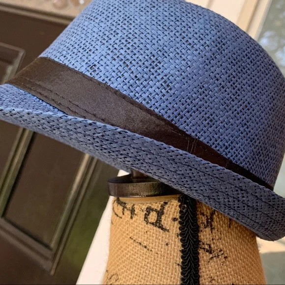 New Boys hat in a handsome blue.