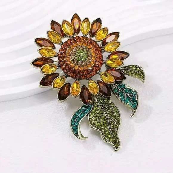 Sparkling Sunflower Crystal Brooch: A Ray of Sunshine for Your Collection New