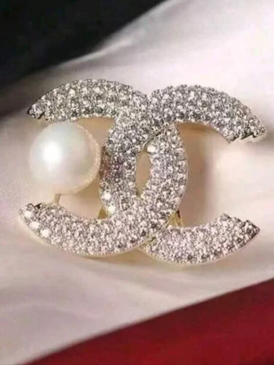 Luxury Style Brooch