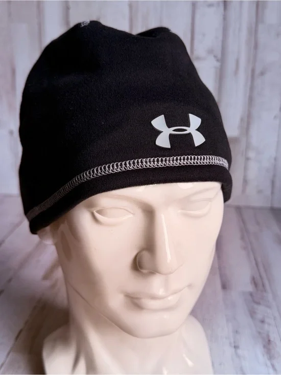 Under Armor Youth Size Toboggan Cap