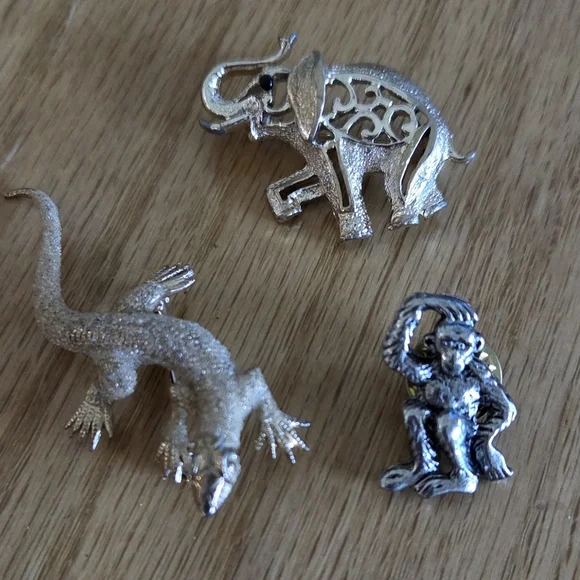 Vintage‎ Animal Brooch Bundle