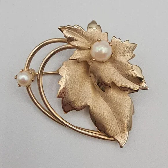 VTG MCM Brooch Layered Curled White Gold‎ Tone Leaves Fall Cottage Cabincore Pin