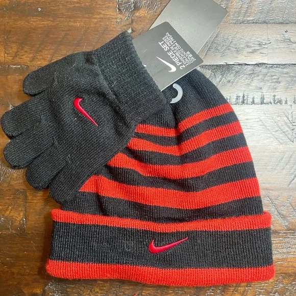 Nike Boy's Futura Foldover Beanie Hat & Gloves 2 Piece Set Red Black Striped NEW