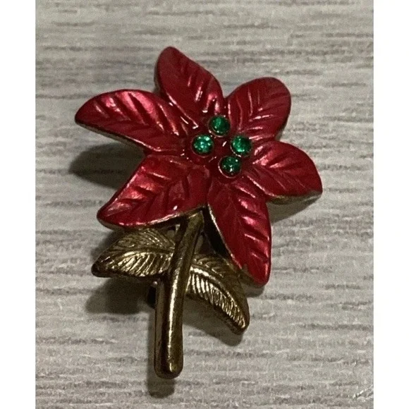 Goldtone Pin‎ w/ Green Stones Painted Poinsettia Flower Textured Vintage