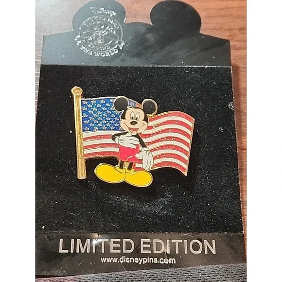 Disney Pin Old Glory Mickey Mouse American Flag Patriotic JUMBO LE‎ 125 70736 DS