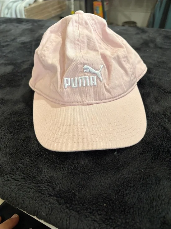 Pink puma cap