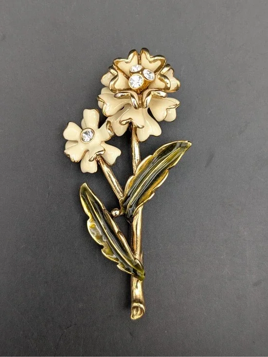 Vintage Monet Cream Enamel Flower Brooch Pin Gold Tone Rhinestone Floral Stem