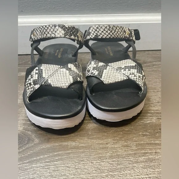 Kate Spade New York Women's Dotty Wedge Sandals Black White‎ Size 6.5