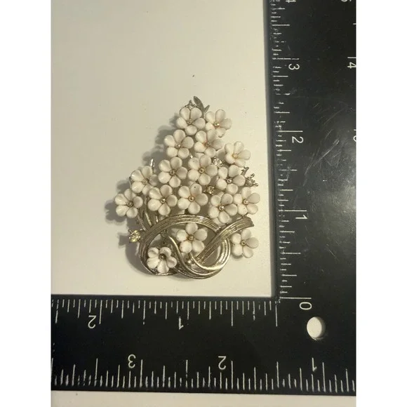 Coro Vintage Silver Tone White Enamel Flower Rhinestone Bouquet Brooch Pin