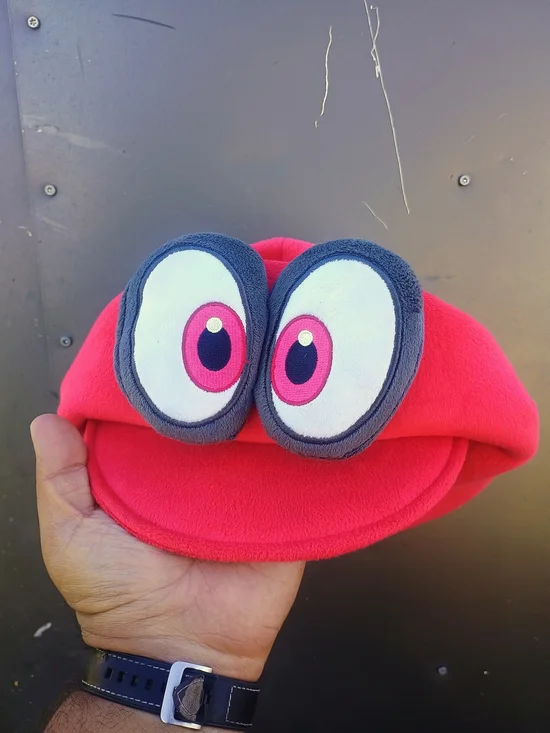 Super Mario Odyssey red hat Cappy