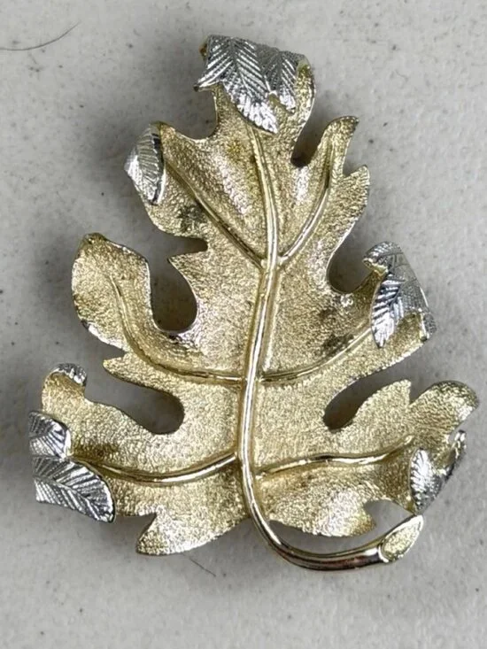Vintage Leaf Brooch 1970s Sarah Coventry Gold/Silver Tone Metal 3D Foliage Pin