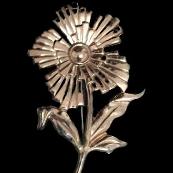 Vintage 1940’s Sterling Rose Gold Plated Flower Brooch
