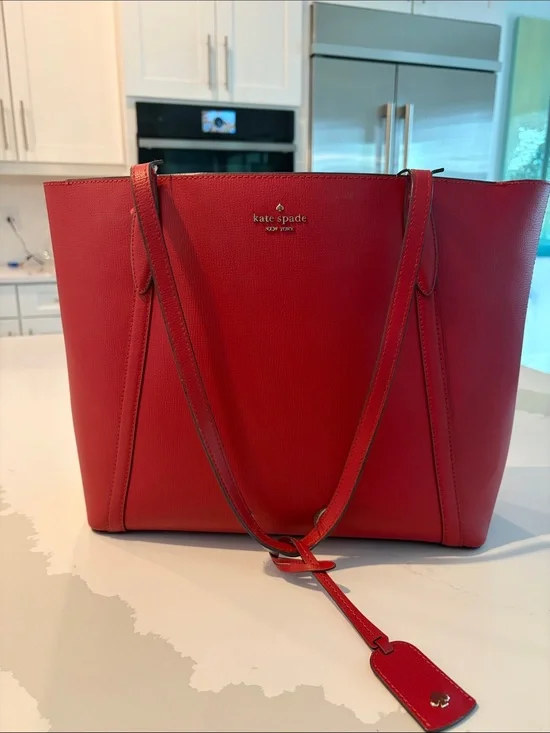 kate spade red leather tote with hanging tag