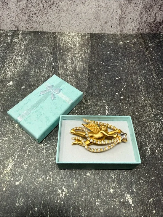 Gold Tone Angel Brooch Rhinestone Star Crystal Celestial Horoscope Jewelry