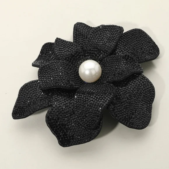 Black White Pearl Floral Pin Crystal Studded Brooch Rhinestones Flower Accessory