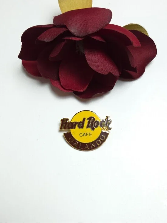 Vintage Hard Rock Cafe Orlando Brooch Offical Hard Rock Cafe
