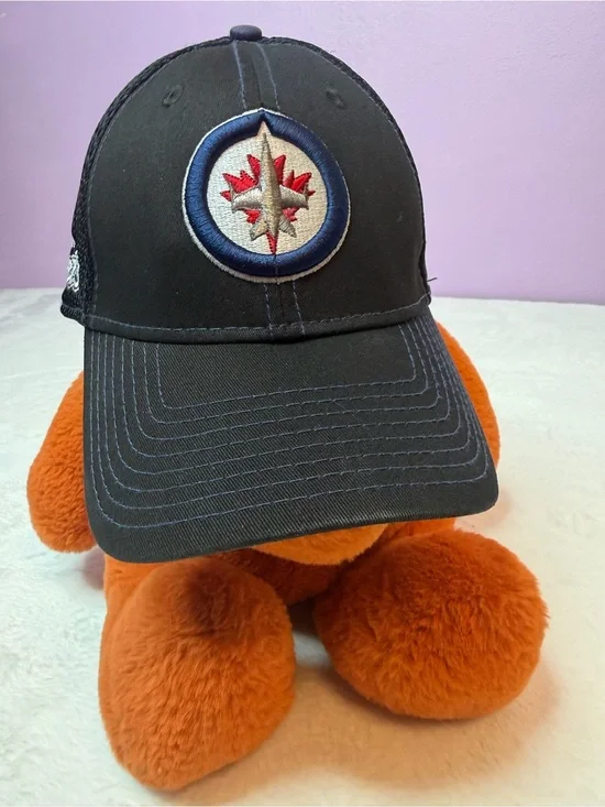 New‎ Era Winnipeg Jets 39THIRTY Mesh Flex Fit Hat L/XL NHL Cap