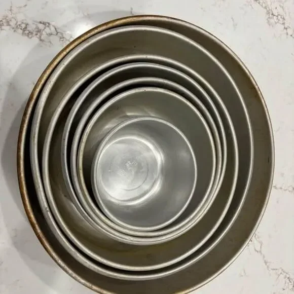 Professional cake pans