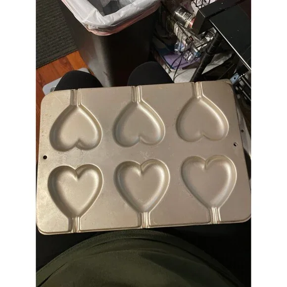 Wilton Cookie Treat Pan Candy Cookie Mold Food Lollipops