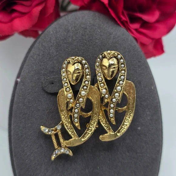 Vintage Gemini Zodiac Brooch Gold Tone Faux Pearl Rhinestone Twin Goddess Pin
