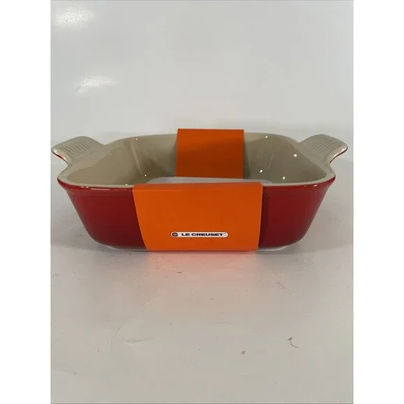 Le Creuset Stoneware 3 qt. Heritage Square Dish Cerise Cherry Red NEW