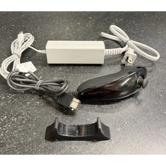 Official Nintendo Wii U GamePad AC Adapter Power Cord WUP-011 Nunchuk Stand Lot