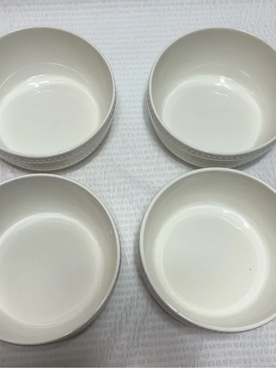 Maison l neuve  soup bowl Classic White Ceramic Ramekins - Set of 4