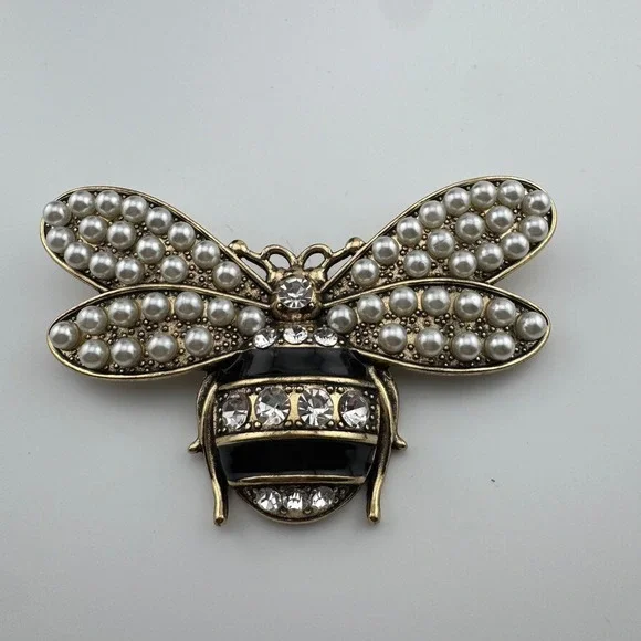 Vintage Style Bumble Bee Brooch Faux Pearl Crystal Black Enamel Gold Tone Pin