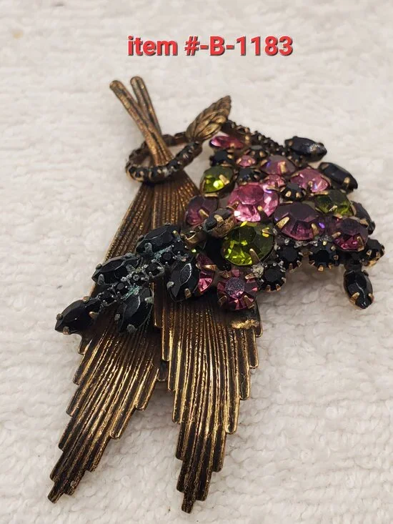 1 Gem stones Brooch, item # B- 1183,. wt.  24 grams.