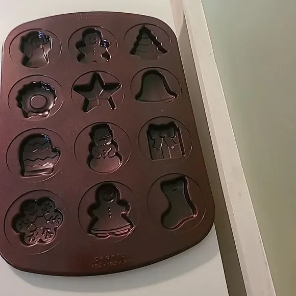 Crofton  Holiday  Cookie  Pan