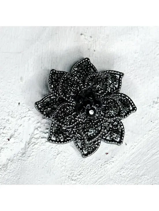 7569u. Gunmetal Flower Brooch