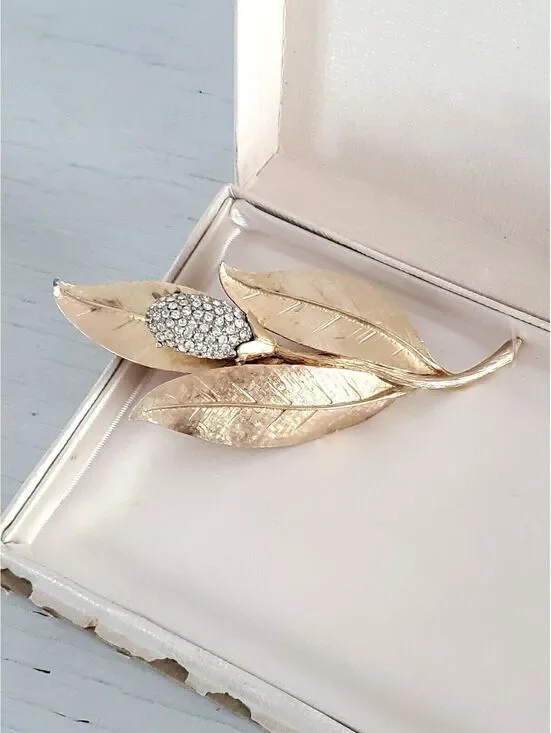 Vintage Signed BSK Flower Pod Textured Gold Tone & White Rhinestone Large Brooch