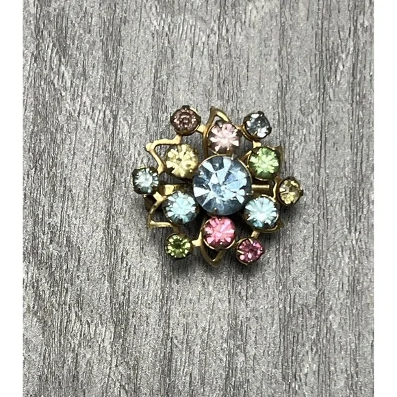 Vintage Gold Tone Rhinestone Brooch Pin Multicolor Floral Art Deco Style Cluster