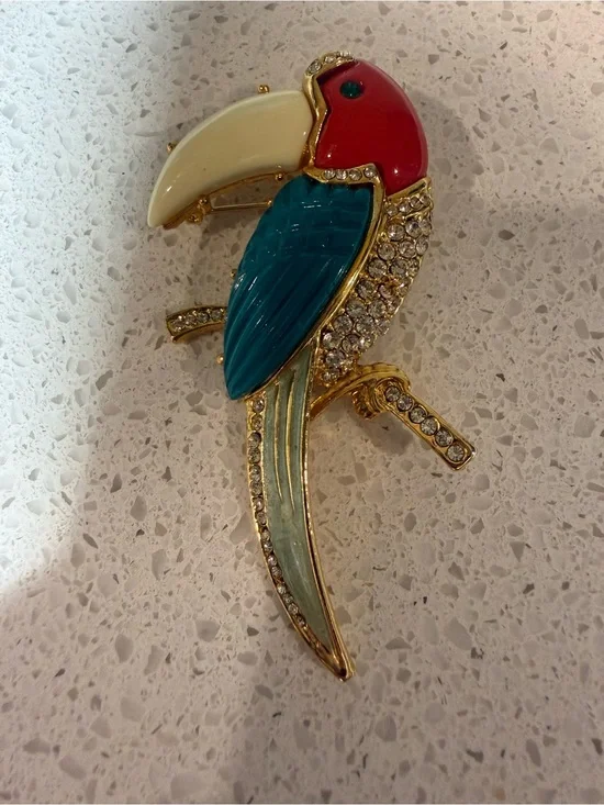 Vintage Rhinestone Toucan Tropical Brooch Pin