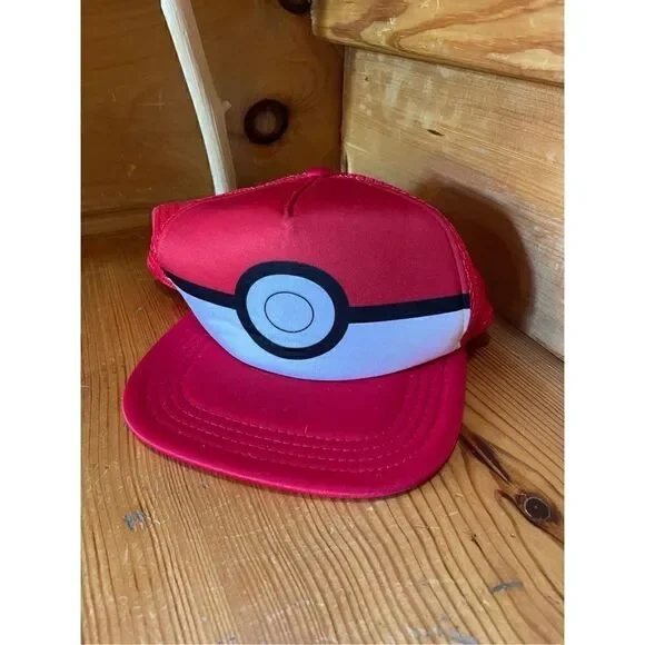 YOUTH RED/WHITE POKÉMON POKE BALL SNAPBACK TRUCKERS BASEBALL CAP