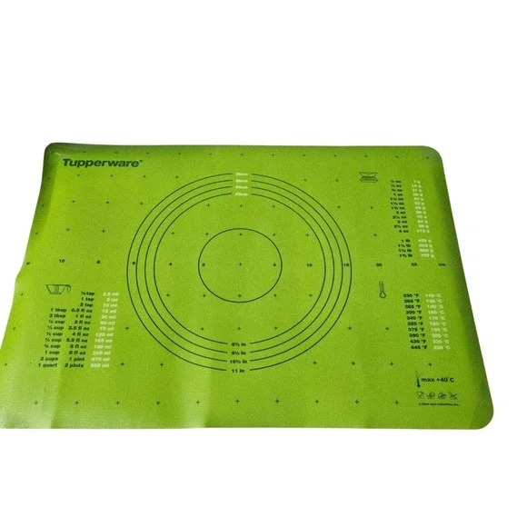Tupperware Bakers Mat Green Silicone Pastry Made in Germany 2004 Dart Industries