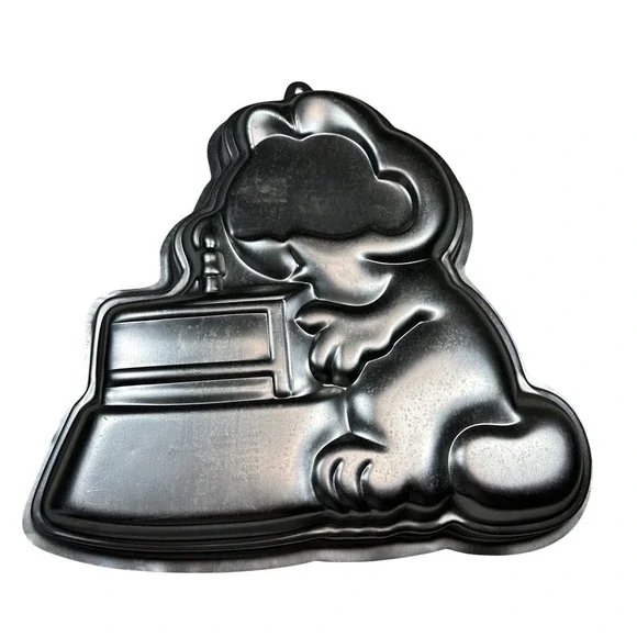 Vintage 1978  Wilton Garfield Birthday Cake Tin Pan Aluminum Mold 1981 Silver