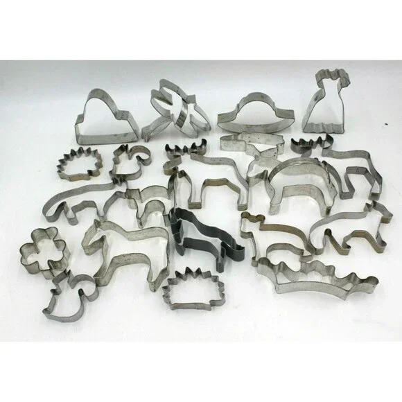 Lot of 20 Cookie Cutters Tin Metal Moose Squirrel Bear Fox Animals Horse Variety