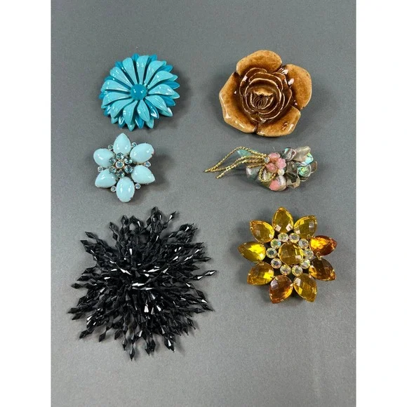 Vintage Brooch Lot 6pc Lisner Amber Rhinestone Blue Enamel Daisy Black Starburst