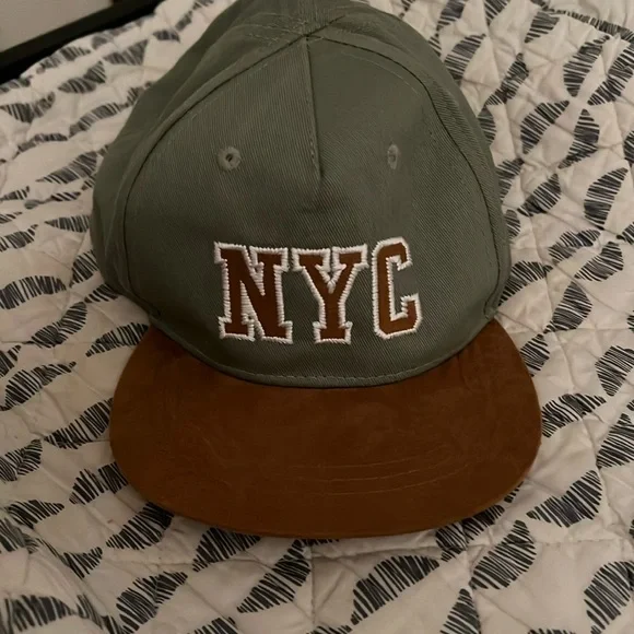 9-12M Green and Brown “NYC” H&M baseball cap