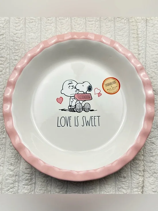 Rae Dunn Peanuts Snoopy Pie Dish Bakeware Baking Dish