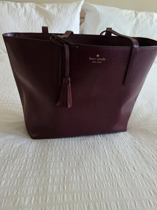 Kate Spade Emilia Large Tote in Cherrywood