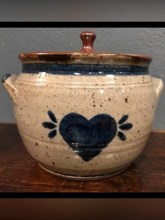 Harvey Pottery Stoneware Heart Motif Bean Pot Crock Signed 2/95 (1995)