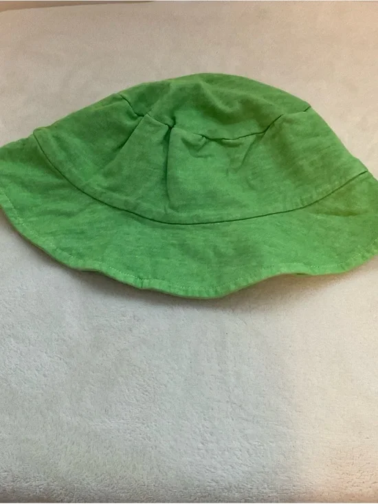 Kids Green Bucket Hat - Lightweight Sun Hat